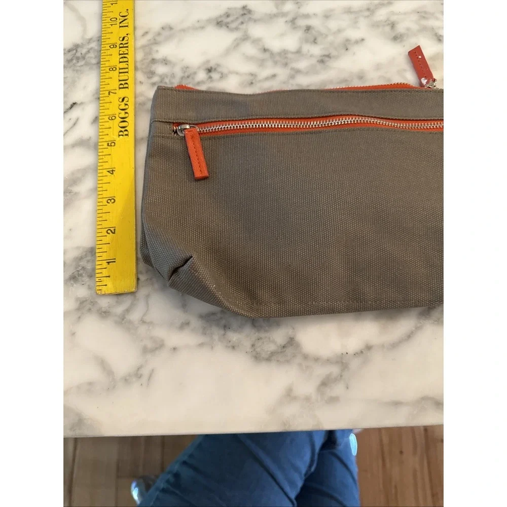 Zipper Pouch Khaki Shiraleah Chicago Travel Cosmetic‎ Bag NWT New